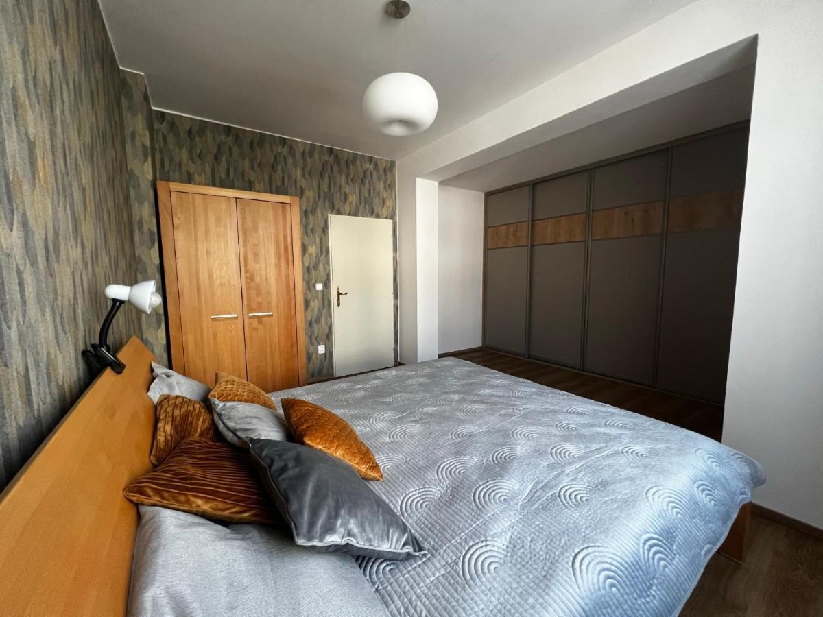 Apartment Spa And Fontain ปอดเยบราดิ ภายนอก รูปภาพ